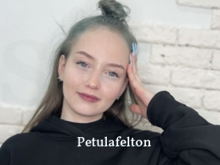 Petulafelton