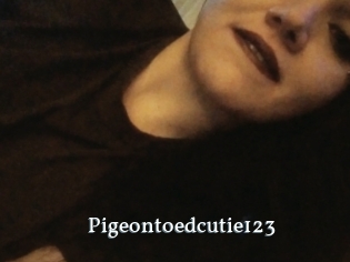 pigeontoedcutie123 SexyIdol