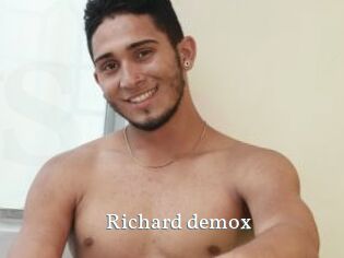 richard_demox SexyIdol