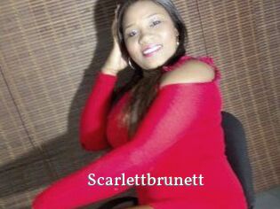 Scarlettbrunett