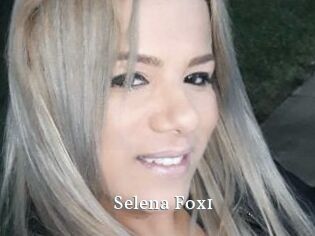 Selena_Fox1