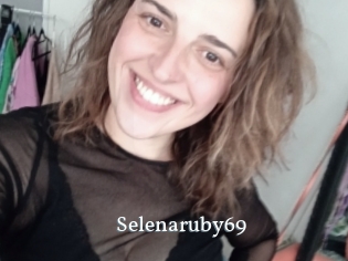 Selenaruby69