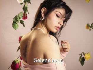 Selene_leon