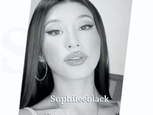 Sophiieeblack