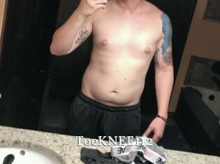 ToeKNEE112