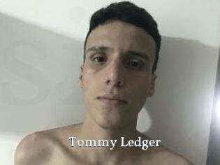 Tommy_Ledger SexyIdol