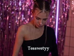 tesswetyy SexyIdol