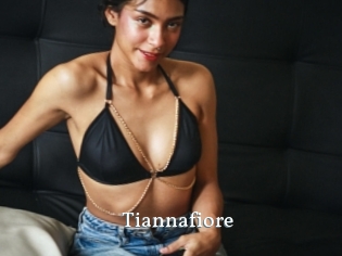 tiannafiore SexyIdol