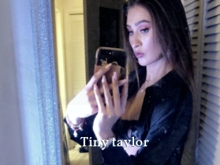 tiny_taylor SexyIdol