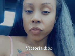 Victoria_dior