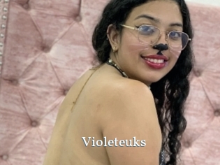 Violeteuks