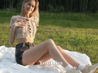 Yonikiss